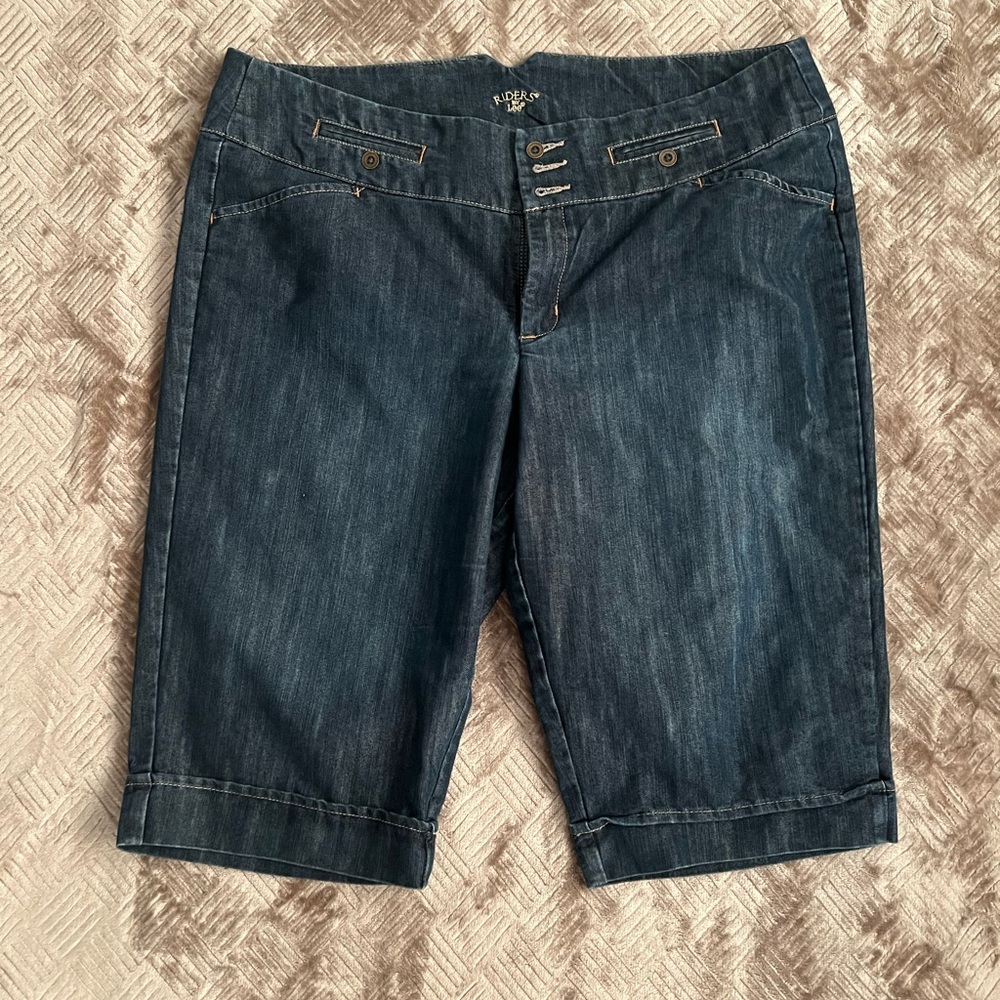 Riders by Lee - dark wash denim Bermuda shorts. SZ 17/18